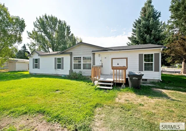2nd image of 820 Singletree Lane, Idaho Falls, ID 83402 | MLS# 2188815