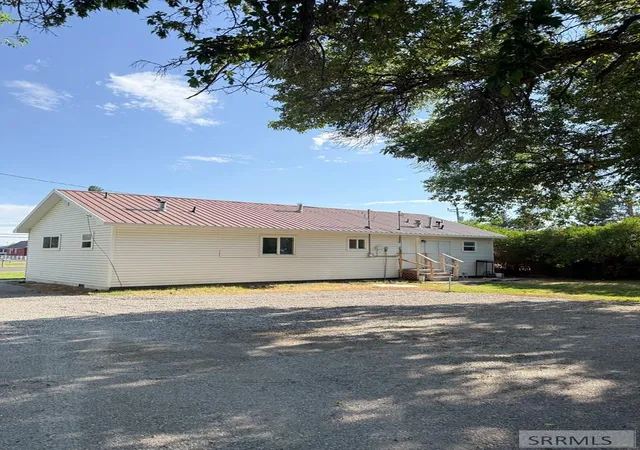 Photo 3 of Sale Pending at 352 W 1 N, Rexburg, ID 83440 | MLS# 2187894 | Listing updated on 2026-08-24