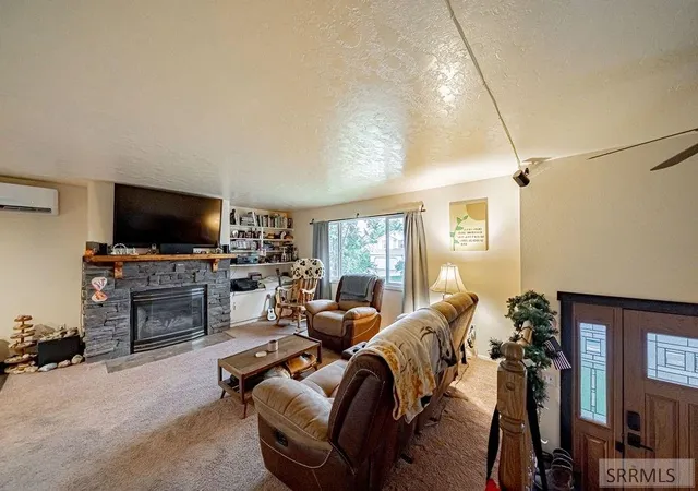 Photo 4 of Single family home for sale at 2848 Disney Dr, Idaho Falls, ID 83404 | MLS# 2188182 | Listing updated on 2026-08-30