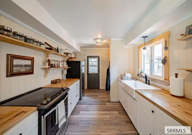 Photo 4 of Sale Pending at 135 E 19Th Street, Idaho Falls, ID 83404 | MLS# 2188790 | Listing updated on 2026-09-01