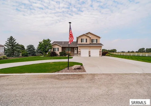 Photo 3 of Sale Pending at 1079 N 2700 W, Rexburg, ID 83440 | MLS# 2188531 | Listing updated on 2026-09-22