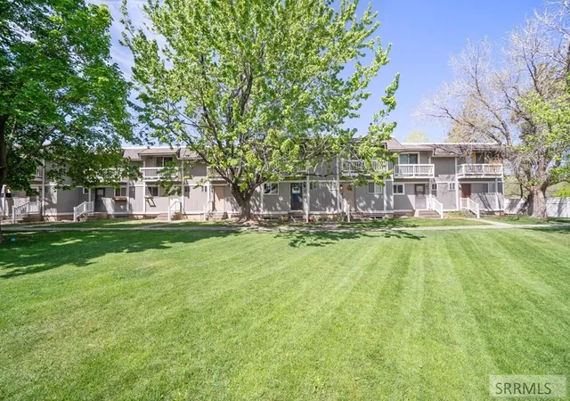 Homes for sale in Ammon, ID | 1460 S Falcon Dr, Ammon, ID 83406 | MLS# 2186265