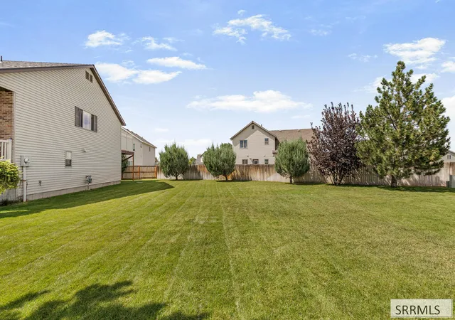 Photo 3 of Single family home for sale at 1367 Drystone Dr, Idaho Falls, ID 83401 | MLS# 2188853 | Listing updated on 2026-08-29