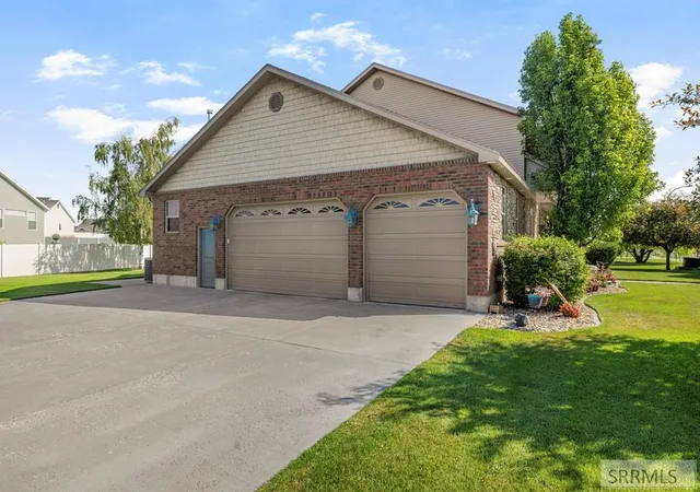 Photo 4 of Single family home for sale at 5095 Pevero Dr, Idaho Falls, ID 83401 | MLS# 2188062 | Listing updated on 2026-09-05