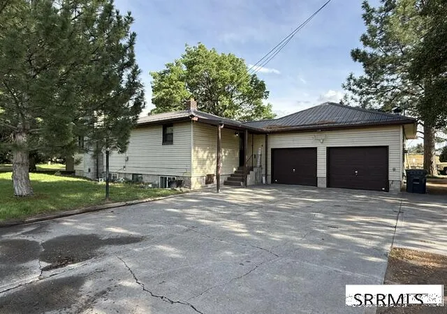 Photo 2 of Single family home for sale at 1295 Canyon Avenue, Idaho Falls, ID 83402 | MLS# 2188573 | Listing updated on 2026-08-23