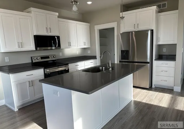 Photo 3 of Townhouse for sale at 5540 Trueman St #B, Pocatello, ID 83202 | MLS# 2187678 | Listing updated on 2026-07-10