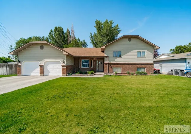 Photo 1 of Single family home for sale at 1525 9th Street, Idaho Falls, ID 83404 | MLS# 2187847 | Listing updated on 2026-08-06