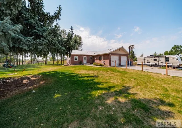 Photo 2 of Single family home for sale at 1384 N 1200 E, Shelley, ID 83274 | MLS# 2188330 | Listing updated on 2026-08-27