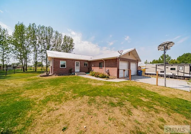 Photo 4 of Single family home for sale at 1384 N 1200 E, Shelley, ID 83274 | MLS# 2188330 | Listing updated on 2026-09-28