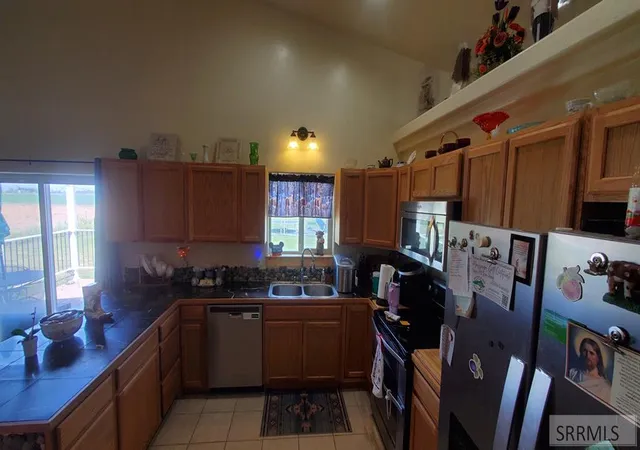 Photo 3 of Single family home for sale at 325 N 400 W, Blackfoot, ID 83221 | MLS# 2187810 | Listing updated on 2026-08-18