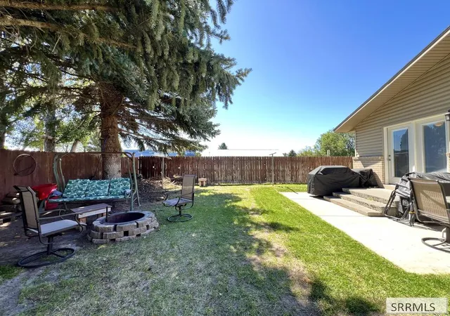 Photo 3 of Single family home for sale at 2 Brandon Dr, Sugar City, ID 83448 | MLS# 2188908 | Listing updated on 2026-10-06