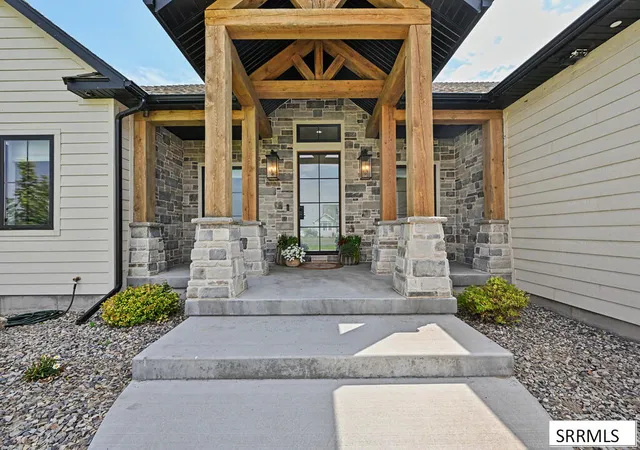 Photo 2 of Single family home for sale at 1591 N 885 E, Shelley, ID 83274 | MLS# 2188484 | Listing updated on 2026-08-31