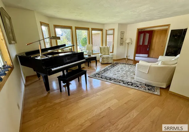 Photo 3 of Sale Pending at 1265 Tipperary Court, Idaho Falls, ID 83404 | MLS# 2188407 | Listing updated on 2026-09-11