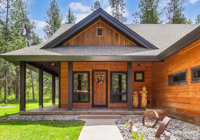 Photo 3 of Single family home for sale at 1536 Shadow Run, Ashton, ID 83420 | MLS# 2186540 | Listing updated on 2026-09-14