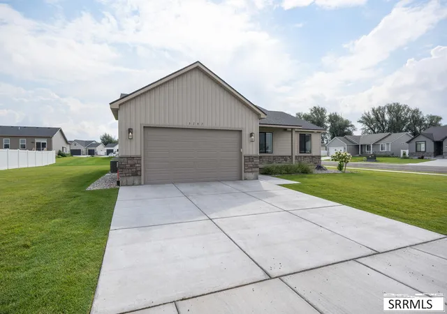 Photo 3 of Single family home for sale at 3187 Riata Lane, Idaho Falls, ID 83406 | MLS# 2188582 | Listing updated on 2026-09-10