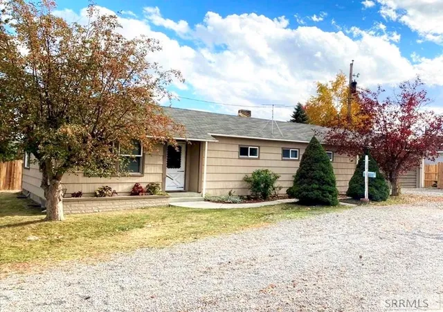 Photo 1 of Single family home for sale at 129 Monroe Street, Salmon, ID 83467 | MLS# 2187781 | Listing updated on 2026-08-26