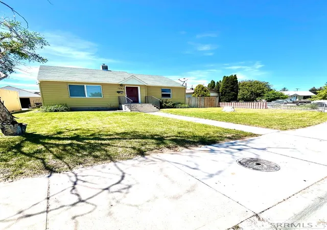 Photo 1 of Single family home for sale at 1265 Wadsworth Dr, Idaho Falls, ID 83402 | MLS# 2187076 | Listing updated on 2026-06-15