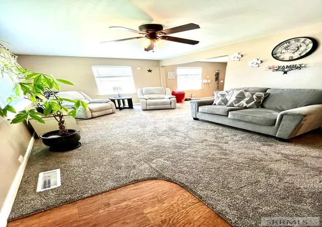 Photo 4 of Single family home for sale at 1265 Wadsworth Dr, Idaho Falls, ID 83402 | MLS# 2187076 | Listing updated on 2026-06-15