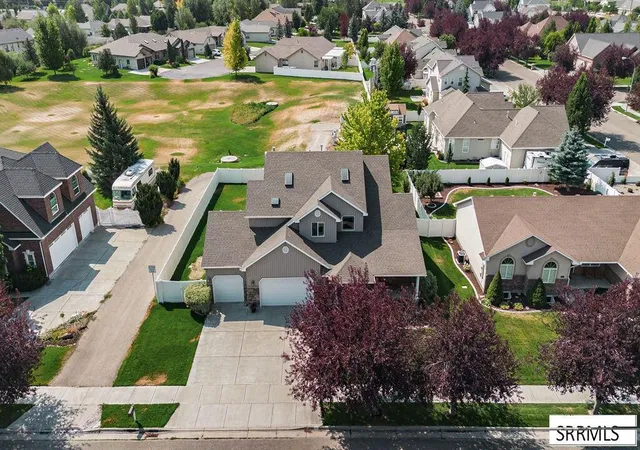2nd image of 2094 Autumn Lane, Idaho Falls, ID 83404 | MLS# 2188300