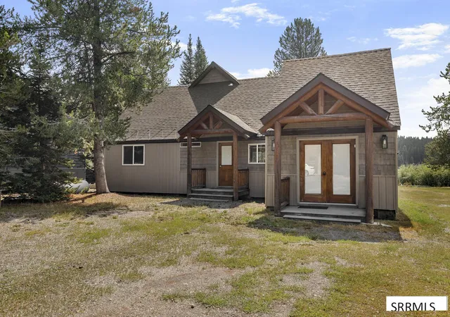 Photo 2 of Single family home for sale at 3708 Snake River Road, Island Park, ID 83429 | MLS# 2188578 | Listing updated on 2026-08-16