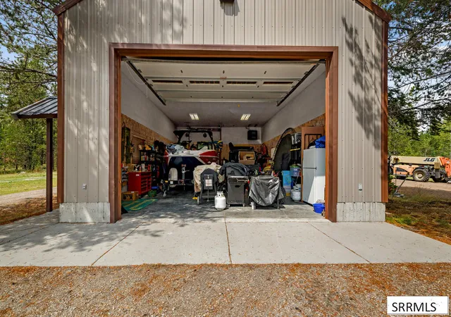 Photo 4 of Single family home for sale at 3708 Snake River Road, Island Park, ID 83429 | MLS# 2188578 | Listing updated on 2026-08-16