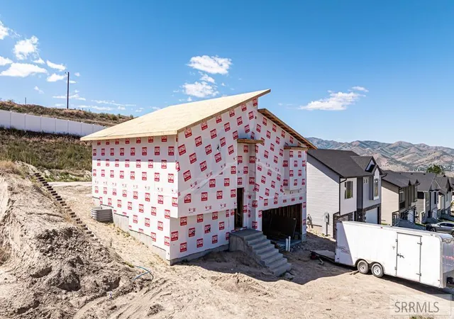 2nd image of 528 Vista Dr, Pocatello, ID 83201 | MLS# 2186846