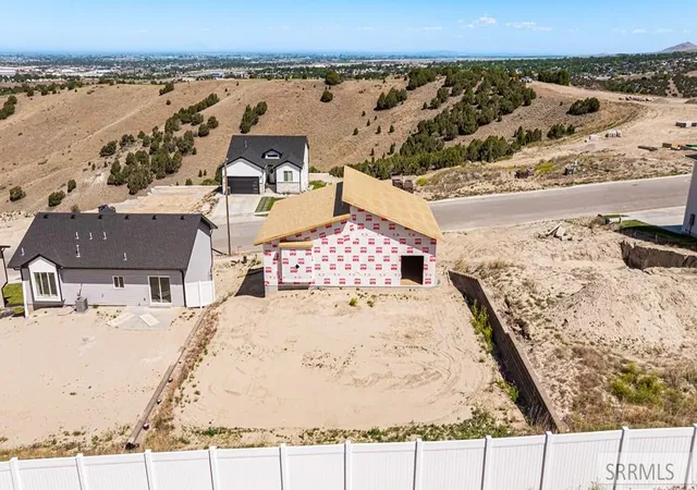 Photo 3 of Single family home for sale at 528 Vista Dr, Pocatello, ID 83201 | MLS# 2186846 | Listing updated on 2026-06-05