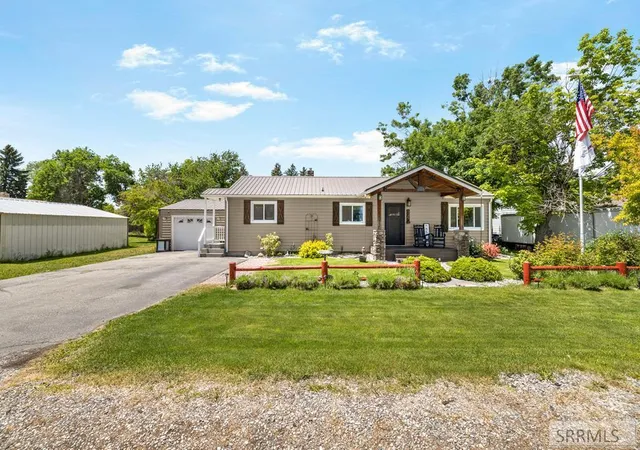 Homes for sale in Ririe, ID | 525 1 E, Ririe, ID 83443 | MLS# 2187114