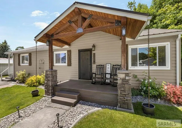 Homes for sale in Ririe, ID | 525 1 E, Ririe, ID 83443 | MLS# 2187114
