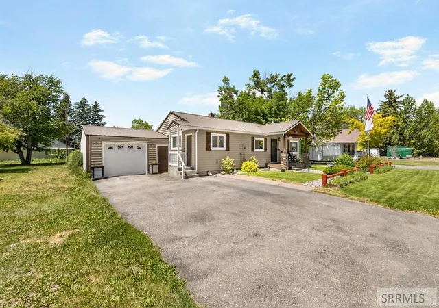 Homes for sale in Ririe, ID | 525 1 E, Ririe, ID 83443 | MLS# 2187114
