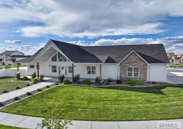 3rd image of 14774 Berkshire Ave, Pocatello, ID 83202 | MLS# 2186898