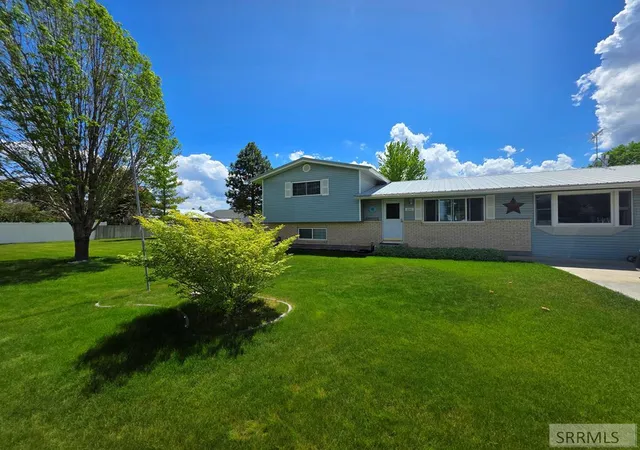 Homes for sale in Shelley, ID | 240 W Oak Street, Shelley, ID 83274 | MLS# 2187072