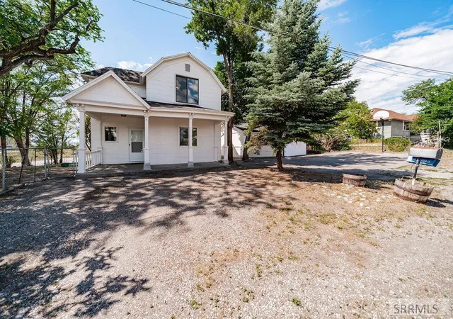 Photo 2 of Sale Pending at 1401 W Albany Street, Idaho Falls, ID 83402 | MLS# 2187496 | Listing updated on 2026-09-18