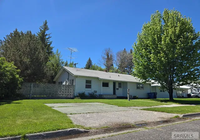 Homes for sale in St Anthony, ID | 542 E 1st N, St Anthony, ID 83445 | MLS# 2186796
