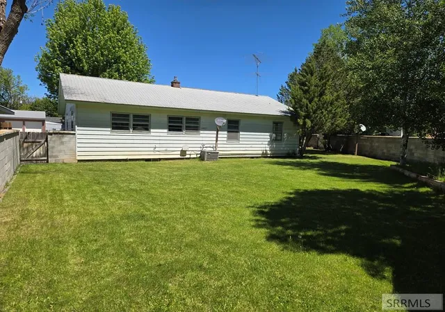 Homes for sale in St Anthony, ID | 542 E 1St N, St Anthony, ID 83445 | MLS# 2186796