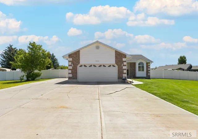 Homes for sale in Iona, ID | 4966 E Camas Creek Circle, Iona, ID 83427 | MLS# 2187262
