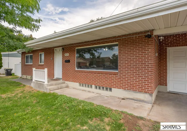 Photo 3 of Single family home for sale at 1839 12th Street, Idaho Falls, ID 83404 | MLS# 2188767 | Listing updated on 2026-09-21