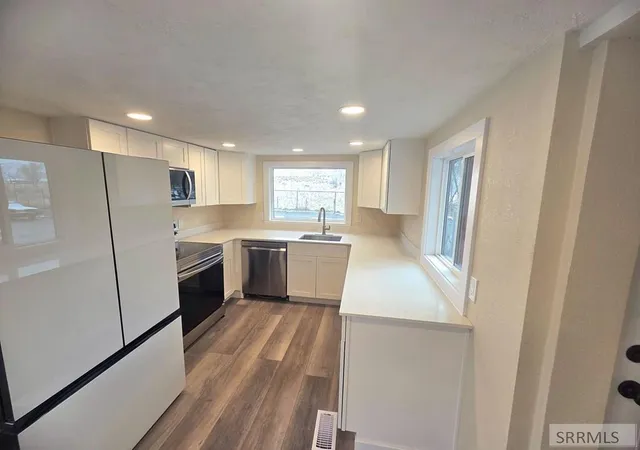 Homes for sale in Pocatello, ID | 4920 S 5Th Avenue #8, Pocatello, ID 83204 | MLS# 2186238
