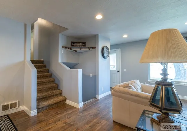 Photo 4 of Single family home for sale at 621 Lakeside Dr, Blackfoot, ID 83221 | MLS# 2187794 | Listing updated on 2026-09-12