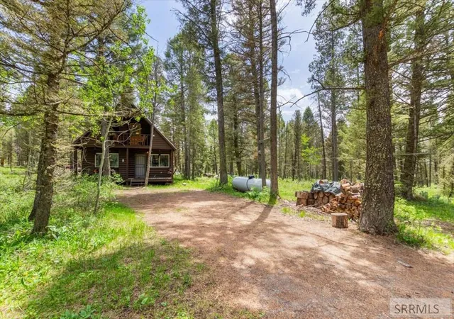 3rd image of 4158 Beaver Springs Road, Island Park, ID 83429 | MLS# 2186660