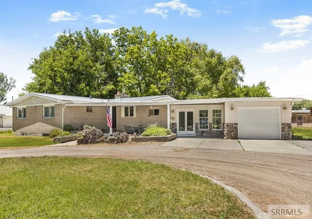 Photo 1 of Single family home for sale at 1355 S Shilling Avenue, Blackfoot, ID 83221 | MLS# 2187937 | Listing updated on 2026-08-08