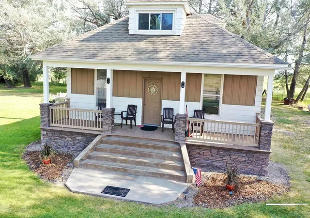 Photo 2 of Single family home for sale at 272 E 100 N, Blackfoot, ID 83221 | MLS# 2188696 | Listing updated on 2026-08-22