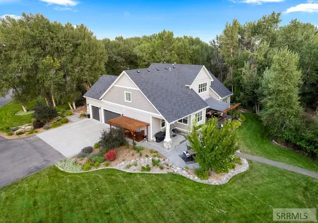 Photo 3 of Single family home for sale at 327 N 4410 E, Rigby, ID 83442 | MLS# 2188343 | Listing updated on 2026-08-28