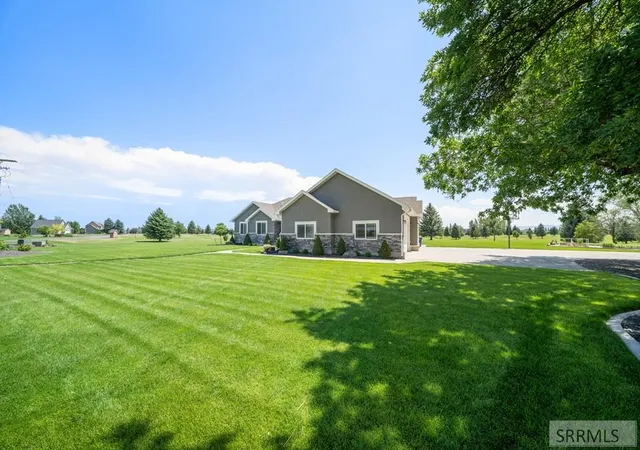 Photo 3 of Sale Pending at 1449 N 600 E, Shelley, ID 83274 | MLS# 2188199 | Listing updated on 2026-08-06