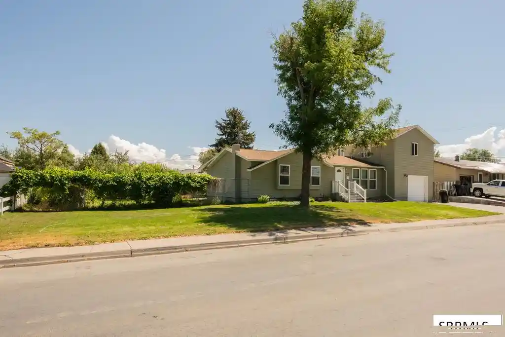 Single family home for sale at 385 Berrett Ave, Shelley, ID 83274 | MLS# 2189922