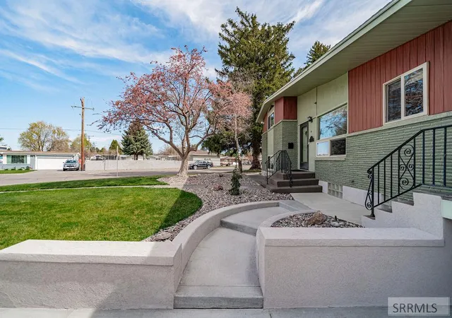 5th image of 1045 York Dr, Blackfoot, ID 83221 | MLS# 2185374