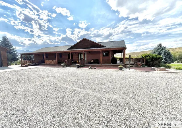 Photo 2 of Single family home for sale at 47 Skinner Ranch Road, Salmon, ID 83467 | MLS# 2188866 | Listing updated on 2026-08-29