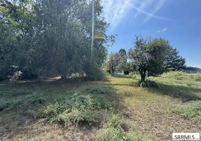 Photo 3 of Manufactured home for sale at 3522 E Menan Lorenzo Hwy, Menan, ID 83434 | MLS# 2188725 | Listing updated on 2026-09-28