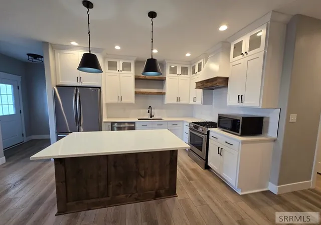 Photo 3 of Townhouse for sale at 1419 Fremont Ave, Idaho Falls, ID 83402 | MLS# 2181924 | Listing updated on 2026-09-17