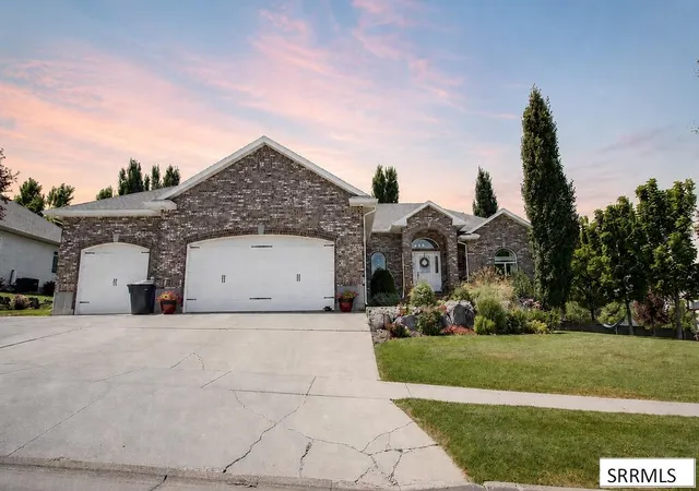 Photo 1 of Single family home for sale at 118 S Hidden Valley Road, Rexburg, ID 83440 | MLS# 2187879 | Listing updated on 2026-09-14